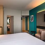 Centre By Ihg Reims