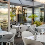 Hotel Centre By Ihg 4*