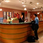 Centre By Ihg Hotel