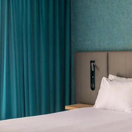 Centre By Ihg Reims