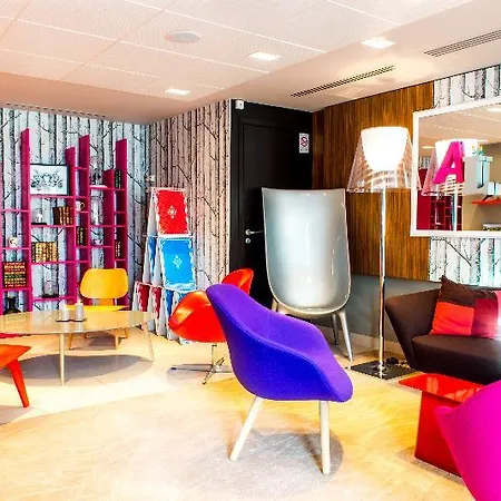 Centre By Ihg Отель